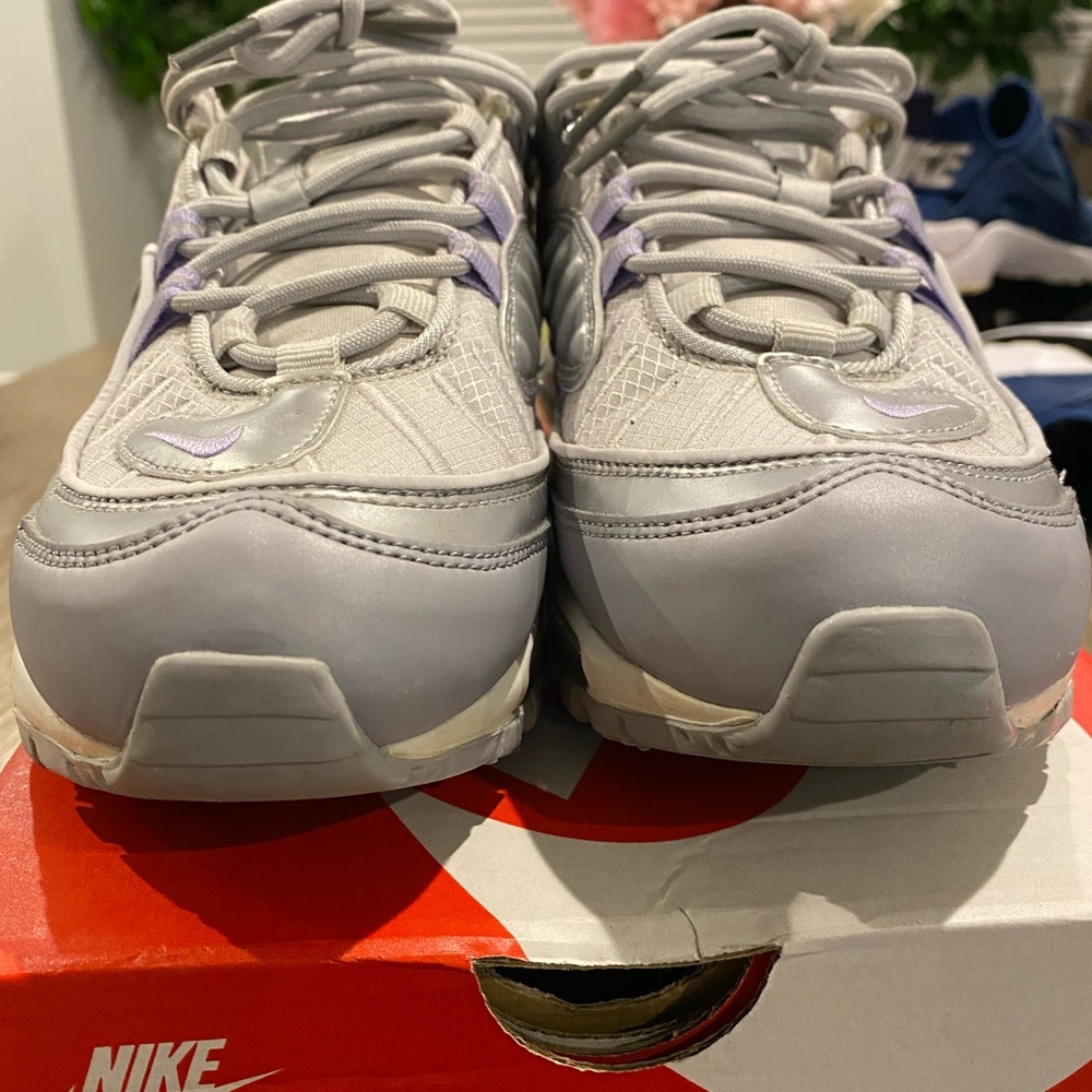 Nike Air Max 98 SE Vast Grey/Purple Agate Women’s size 7.5 - Picture 3 of 7